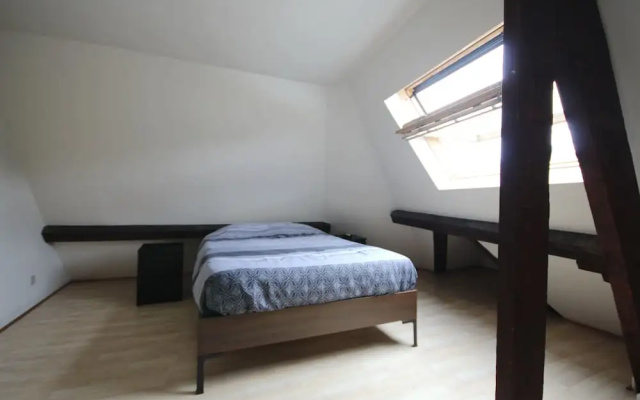 Large Duplex Châtelain
