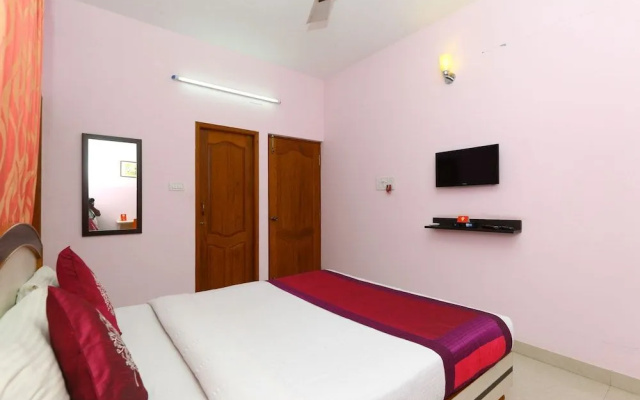 OYO 2612 Hotel Fiesta House