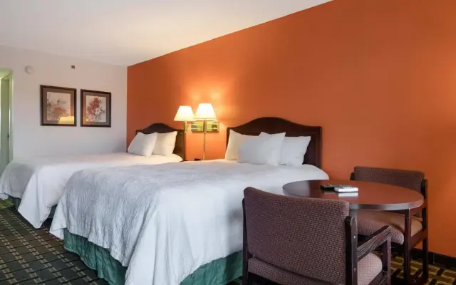 Clarion Pointe