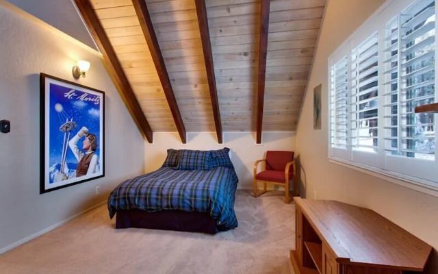 Close to Casino's, Heavenly Village & Stateline!!