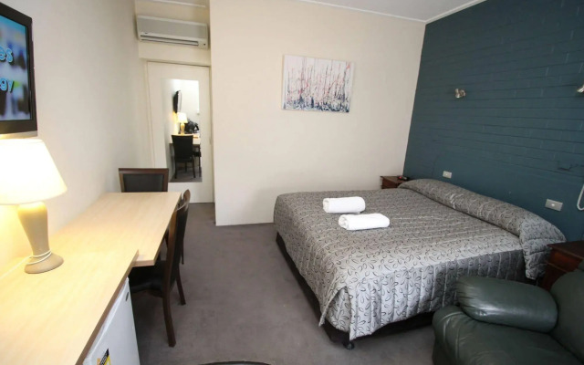 Elm Motel