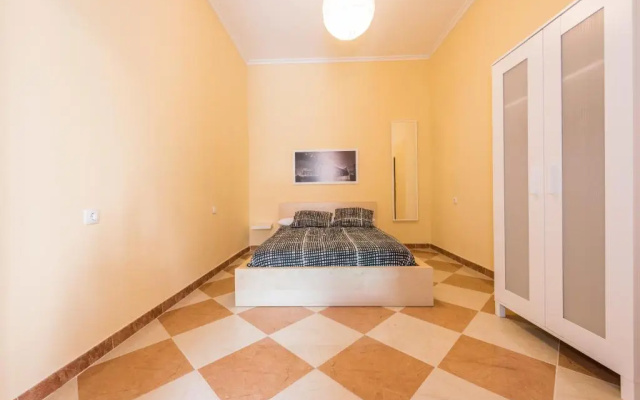 Grand Latina Apartment