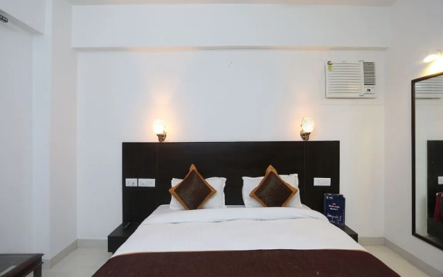 OYO 18255 The Idea Inn