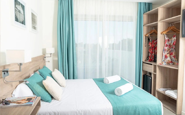 Aparthotel Marina Drach