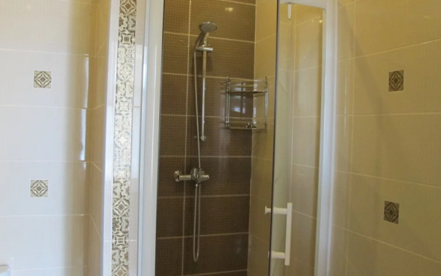 Na Bulvare Nadezhd 4/3 Apartments