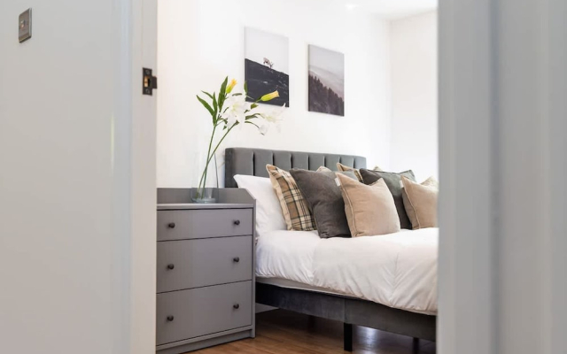 2bedroom Apartment-free Parking