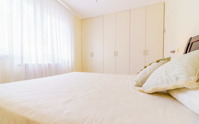 Kis Residence