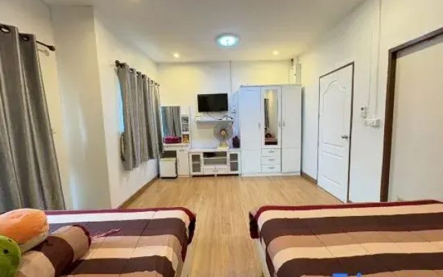 NB Bangsaen House@KL4 pool villa