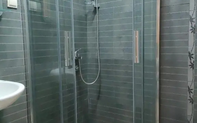 Studio Apartman Rea