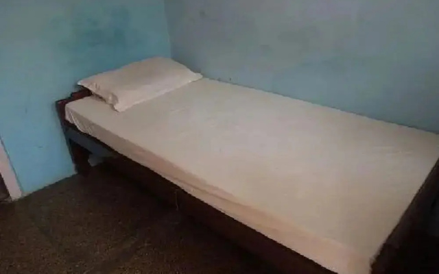 Goroomgo Sunder Guest House Gorakhpur