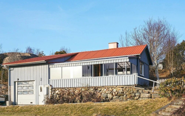6 Person Holiday Home in Hamburgsund