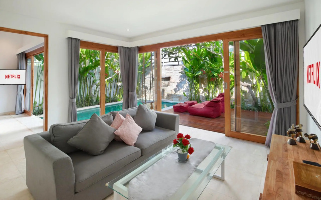 The Jimbaran Beach Villa by Ini Vie Hospitality