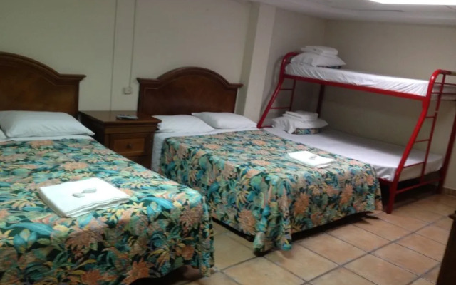 Arecibo Inn