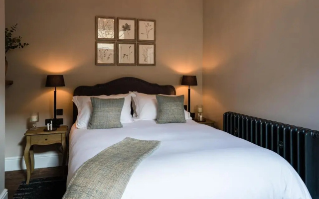 Regency House