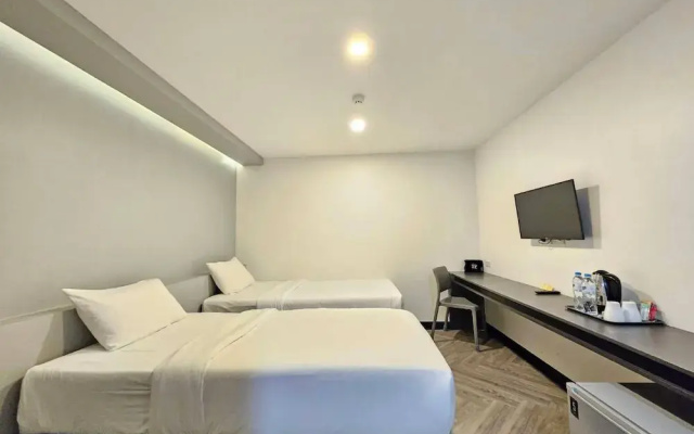 14 Sathorn hotel