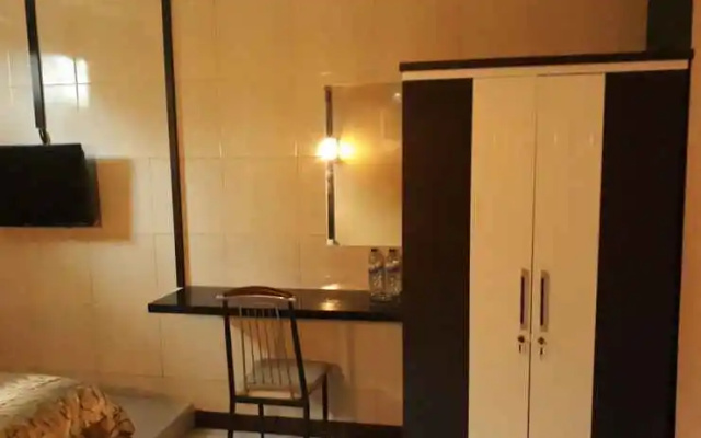Budget Room at Jala In De Kost Syariah