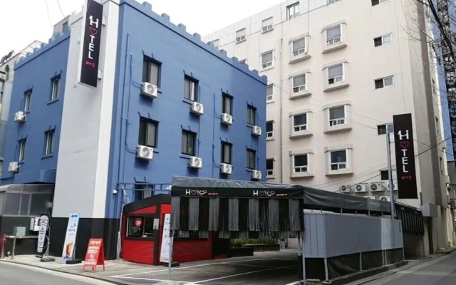 hotelImage