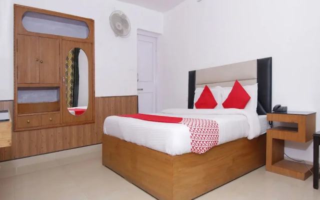 OYO 12023 Hotel Jasmine