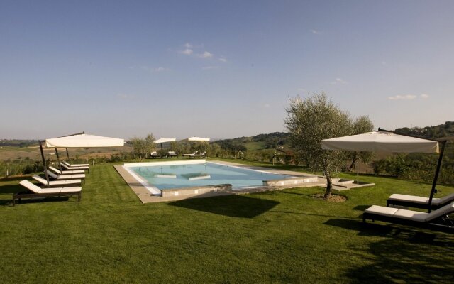 Villa Il Castagno Wine & Resort 0