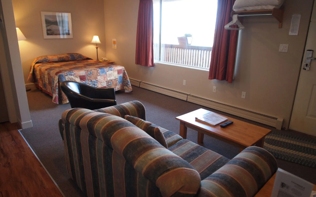 West Coast Motel