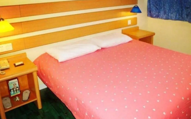 Rujia Express Hotel