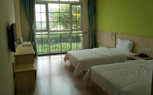 7Days Inn Tangshan Caofeidian University Town Branch