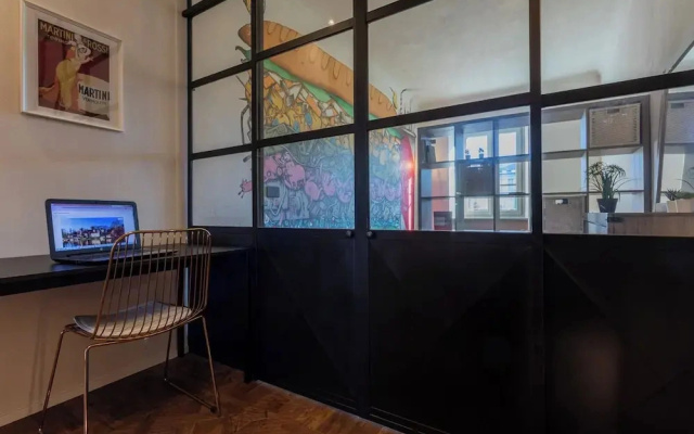 Graffiti Apartment by Wonderful Italy