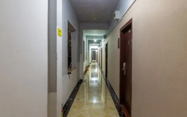 Ruzhijia Apartment