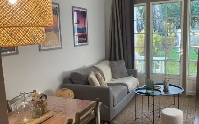 Appartement du Golf Les Bastides piscine et océan