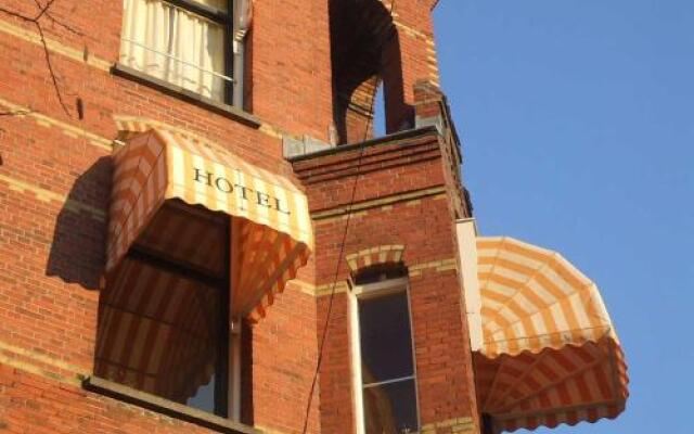 Отель Museumzicht Нидерланды, Амстердам - 1 отзыв об отеле, цены и фото номеров - забронировать отель Museumzicht онлайн вид на фасад