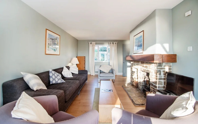 Medlar Cottage