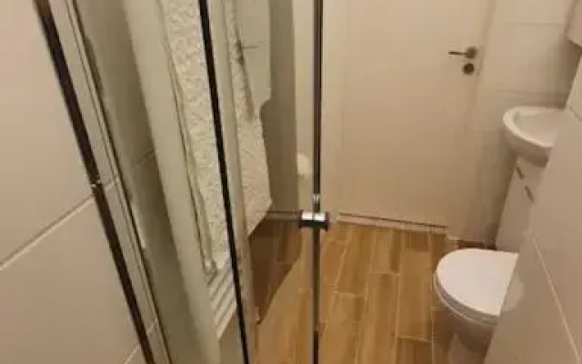 Violet apartman