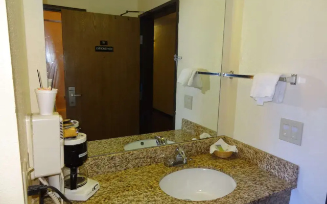 Super 8 Portland