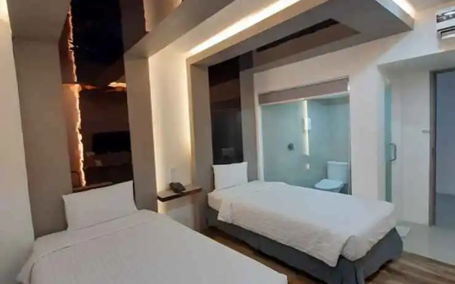 Hotel Surya Pantai Losari