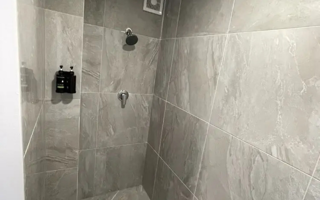 3 Bedroom House at 9 Steeles Lane