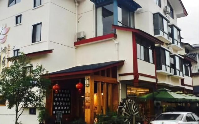 Sanqiushu Meixue Hotel (Wuyishan Yilv Yangguang No.3 Branch)