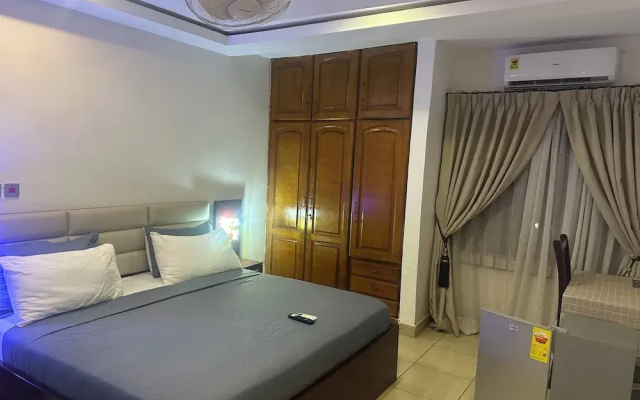 D Barfi Executive Lodge