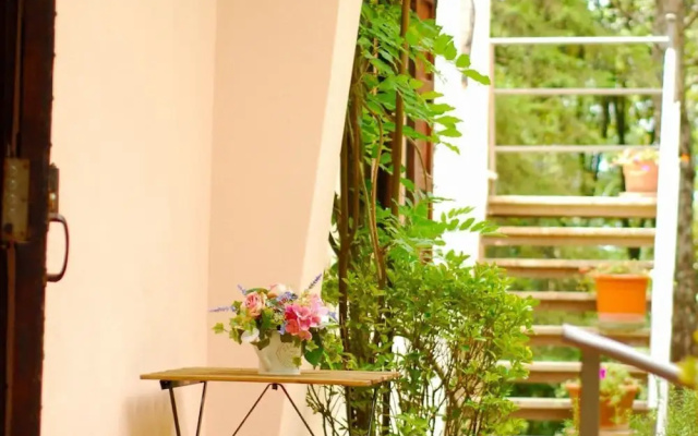 Monte Malbe Charming Villa with Garden and Parking