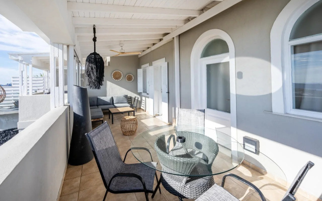 Smy Santorini Suites & Villas
