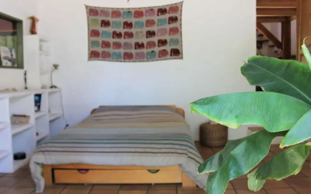 Cozy Holiday Home in Faucon With Swimming Pool