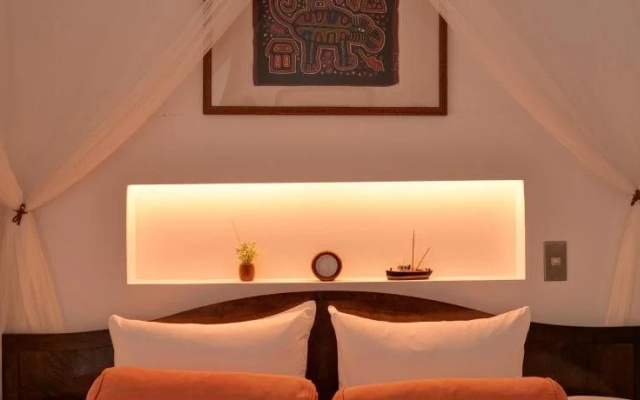 Sound Swell Resort