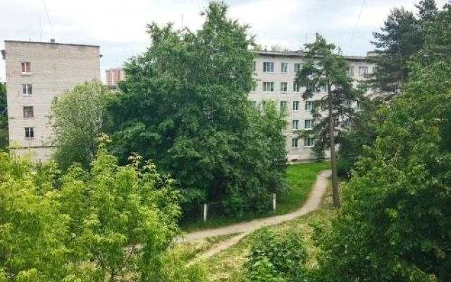 На Набережной