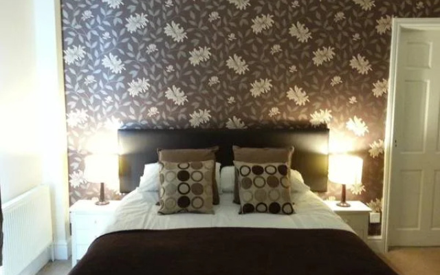 Gwesty Ty Gorsaf Hotel