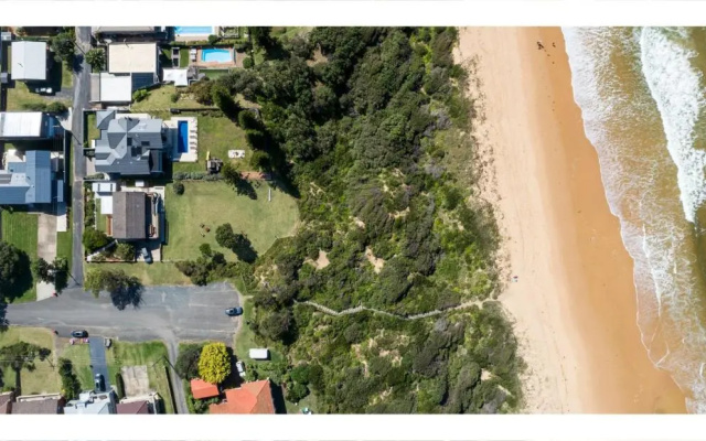 THE CASTLE Culburra 4pm Check Out On Sundays