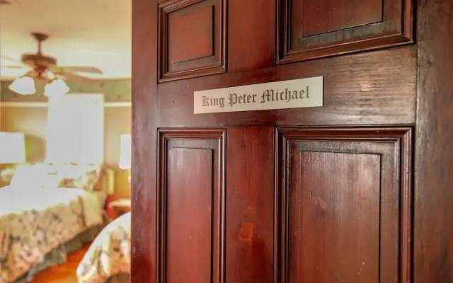 Huddy House Bed & Breakfast