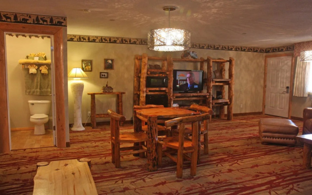 Gateway Inn And Suites