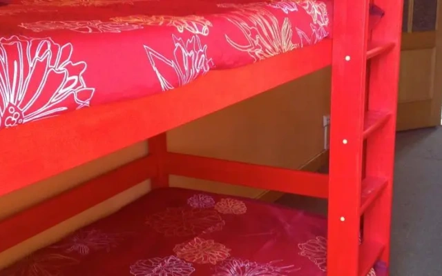 Big Bed Hostel