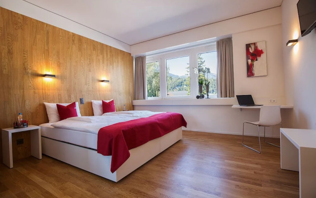 Hotel Rhy