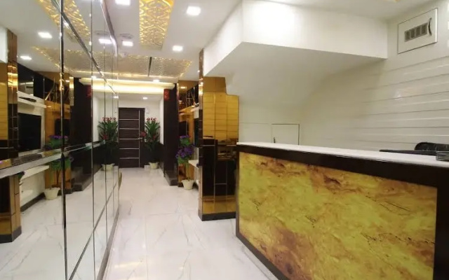 Hotel Tribhovan Palace