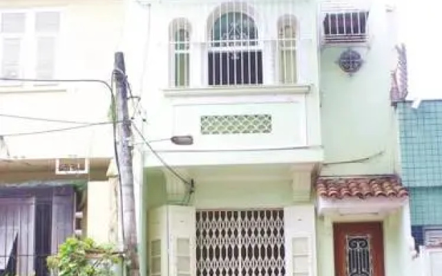 Casa Do Abacateiro